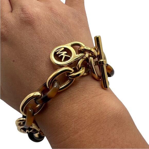 Michael Kors Heritage Tortoise Toggle Bracelet - Picture 5 of 6